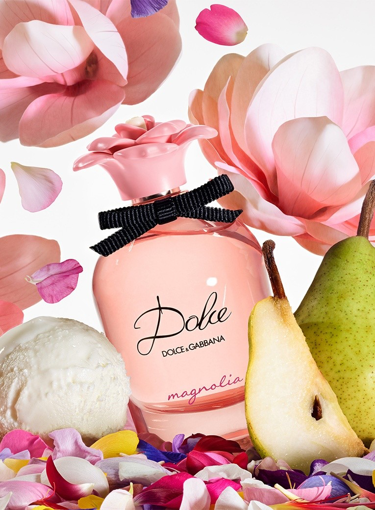 Dolce & Gabbana Dolce Magnolia Eau de Parfum bottle with magnolia flowers, pear and gelato scoop