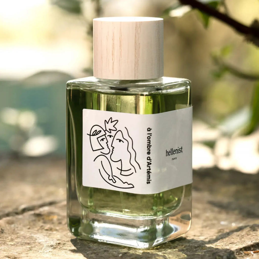 À l’Ombre d’Artémis perfume bottle by Hellenist Parfums in sunlight
