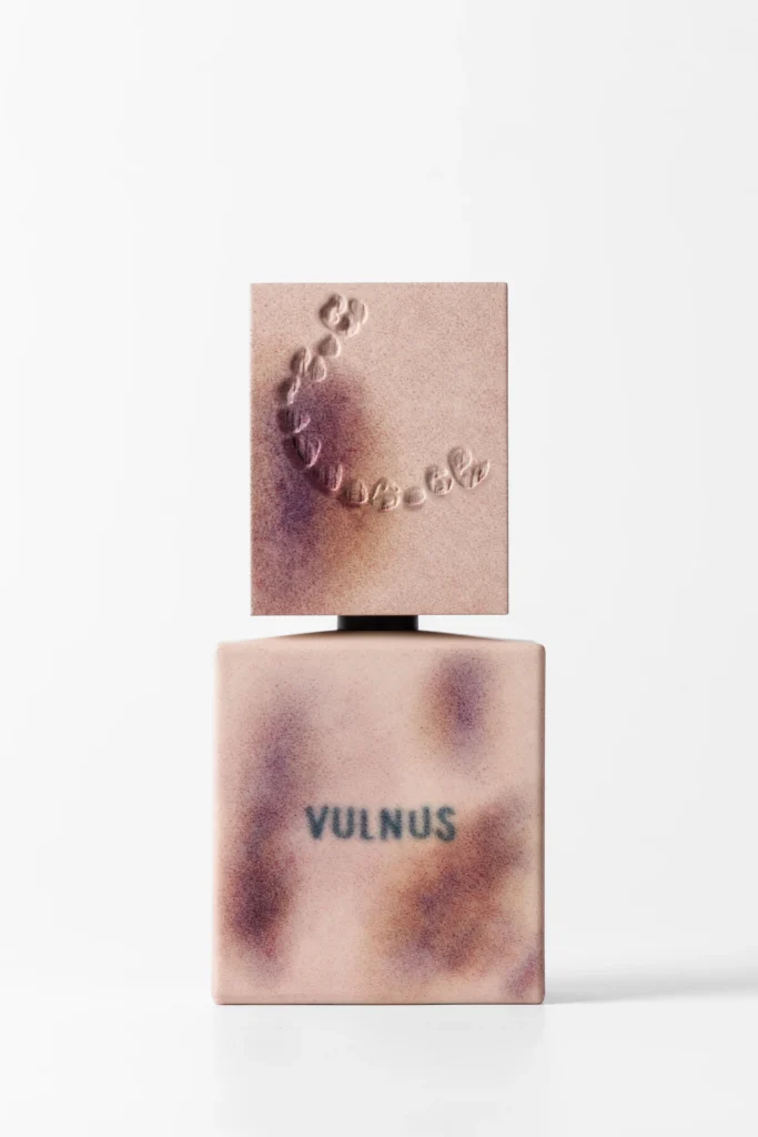 Vulnus by Filippo Sorcinelli extrait de parfum bottle, front view