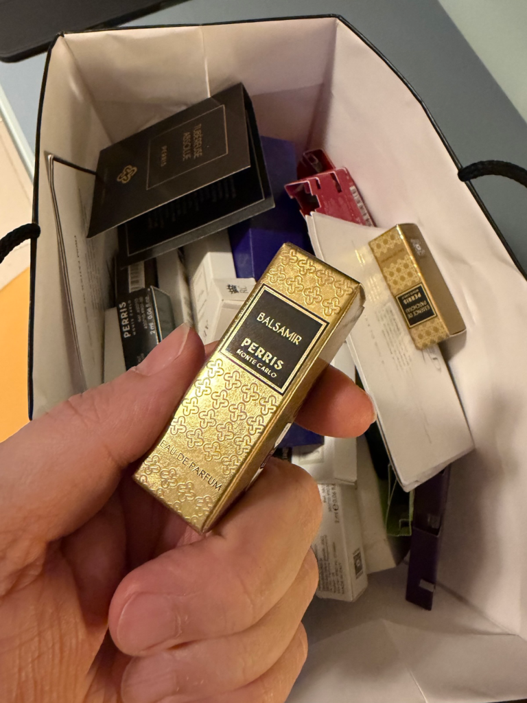 Perris Monte Carlo Balsamir perfume sample held by hand